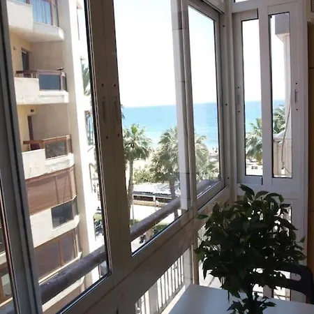 公寓 My Beach-side Retreat In